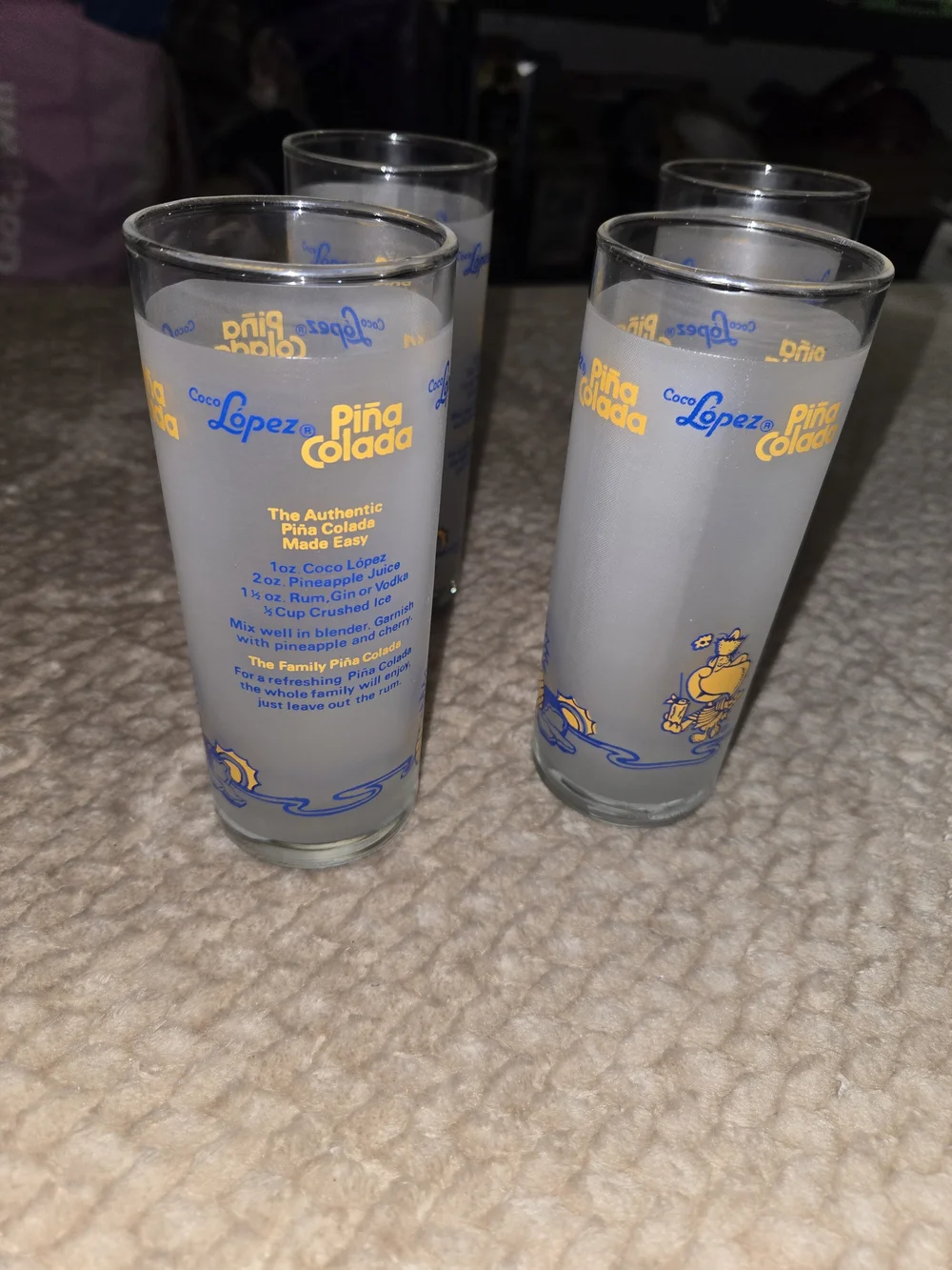 The Unbranded Brand set frosted